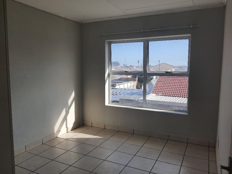 To Let 2 Bedroom Property for Rent in Highbury Western Cape